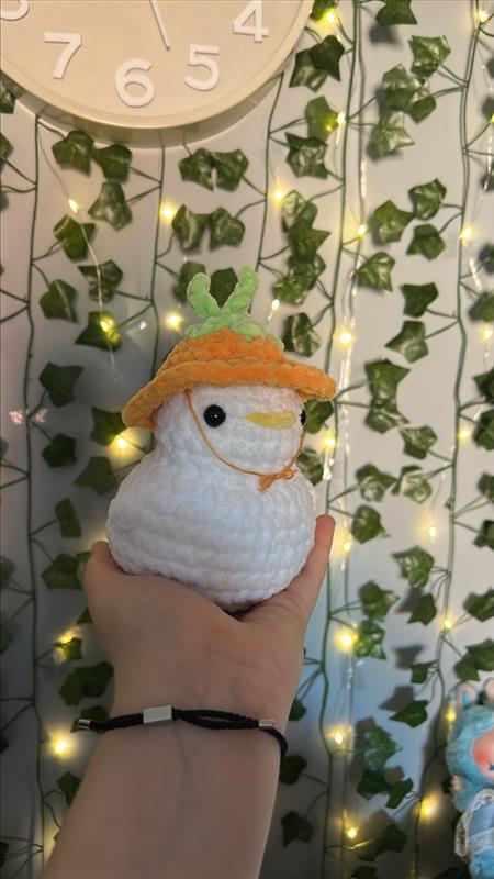Duck in Pumpkin Hat